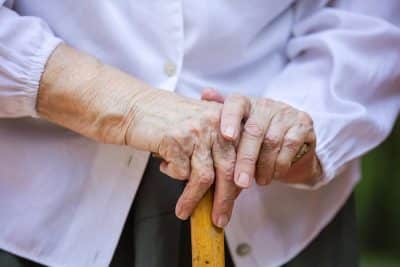 Как наслаждаться жизнью после 50 лет: инструкция к счастью от психолога