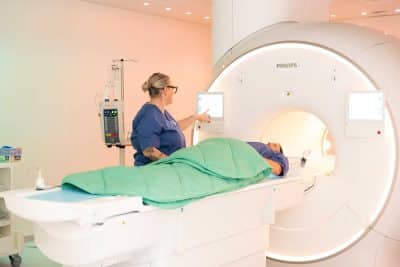 Аппарат МРТ фото