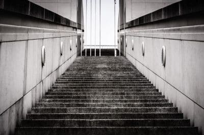 Как проверить свое здоровье с помощью обычных лестниц - тест