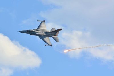 F-16 Fighting Falcon фото